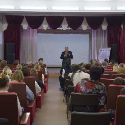 Доцент кафедры геологии нефти и газа С. В. Снопков принял участие в региональной конференции краеведческих исследований «Байкальское кольцо» и в ХХVI научно-просветительских чтениях им. Б.И. Дыбовского в Слюдянке.